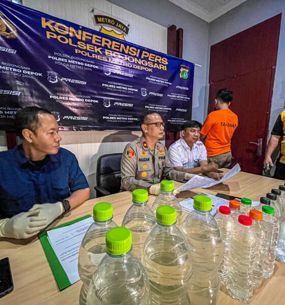Polsek Bojongsari, Depok, berhasil meringkus dua penjual minuman keras (miras) tak berizin di Ciputat dan Sawangan. Penangkapan terjadi setelah polisi mendapatkan laporan masyarakat.