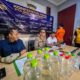 Polsek Bojongsari, Depok, berhasil meringkus dua penjual minuman keras (miras) tak berizin di Ciputat dan Sawangan. Penangkapan terjadi setelah polisi mendapatkan laporan masyarakat.