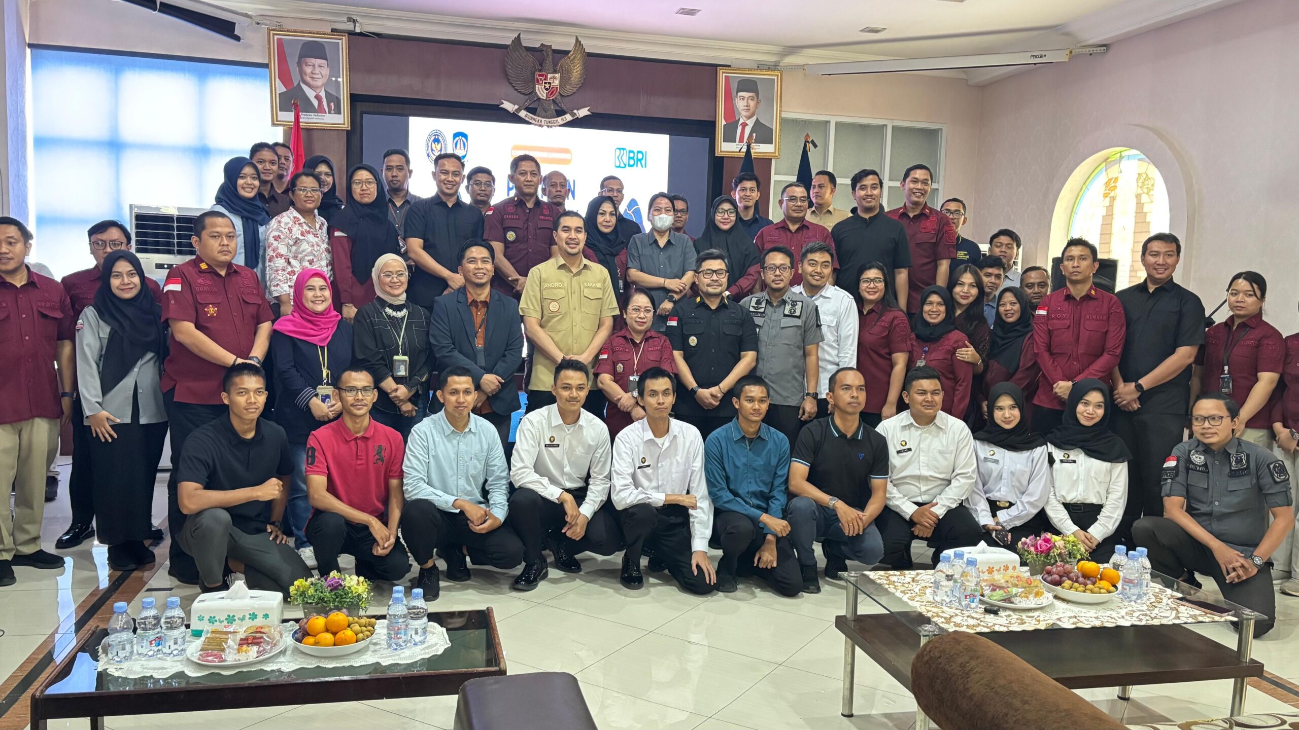 Kantor Imigrasi Kelas I Non TPI Karawang menggandeng Bank Rakyat Indonesia (BRI) BO Karawang